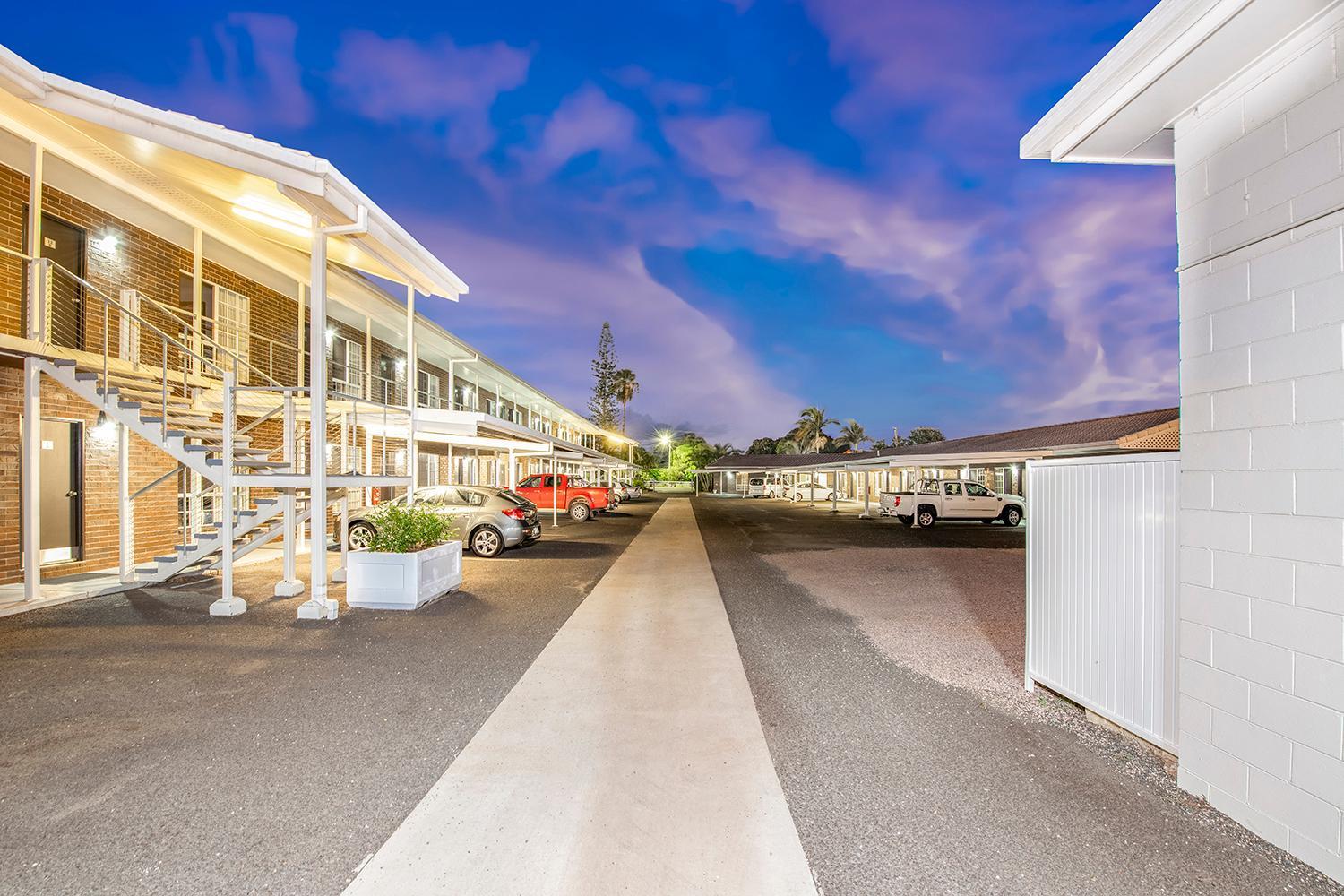 Takalvan Motel Bundaberg Exterior photo