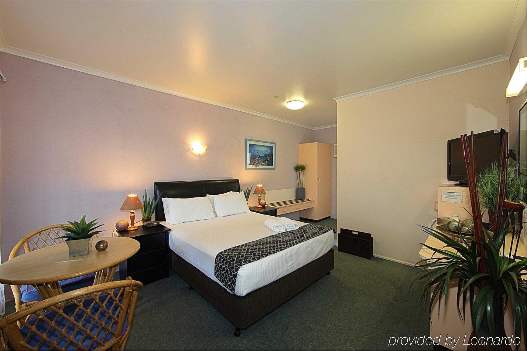 Takalvan Motel Bundaberg Room photo
